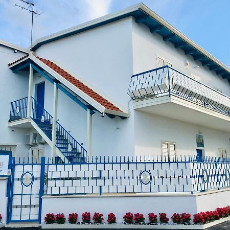 Oudeis Holidays Apartments Tropea Exterior foto