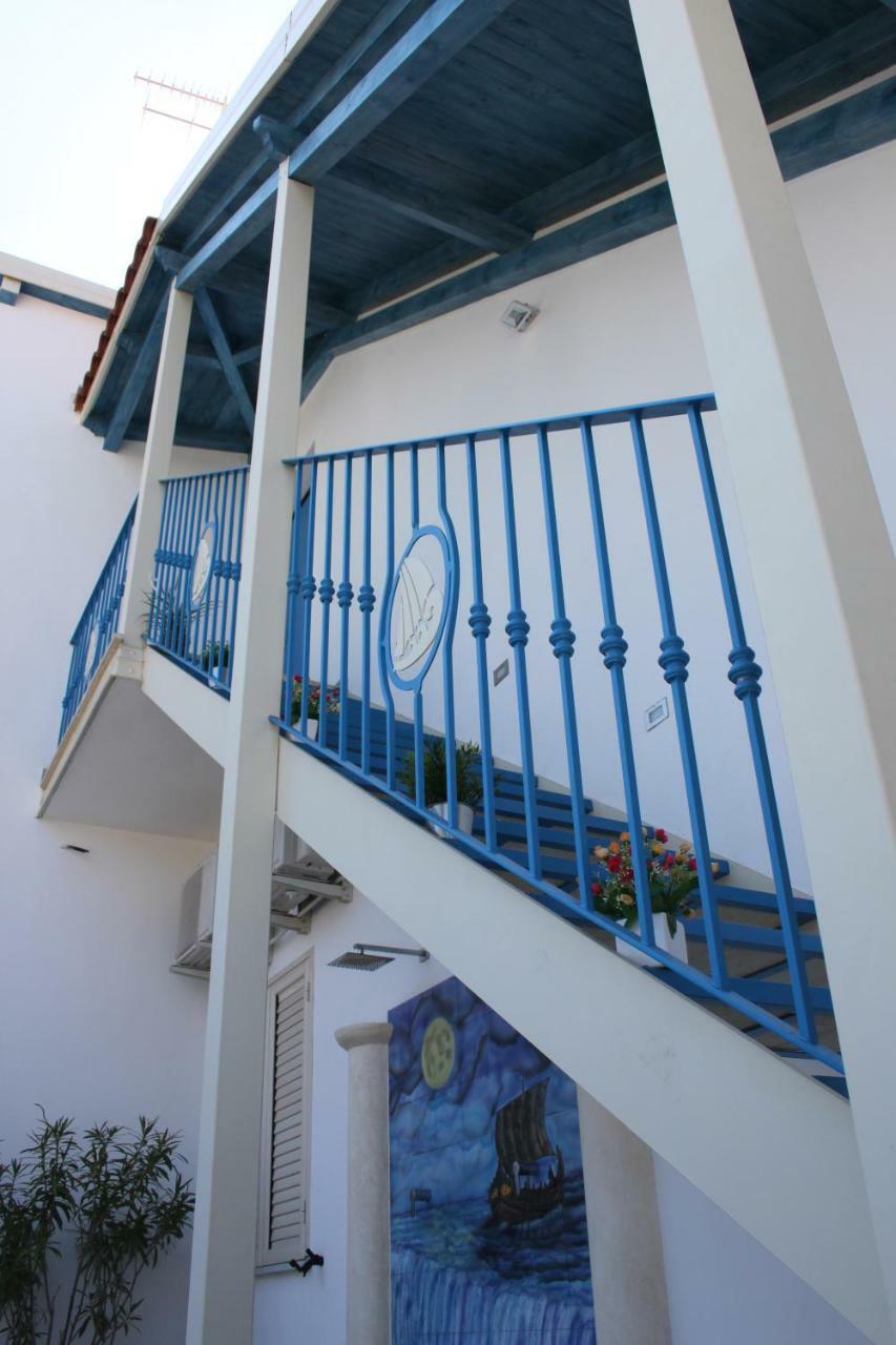 Oudeis Holidays Apartments Tropea Exterior foto